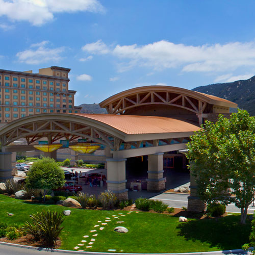 cheap hotels near pala casino