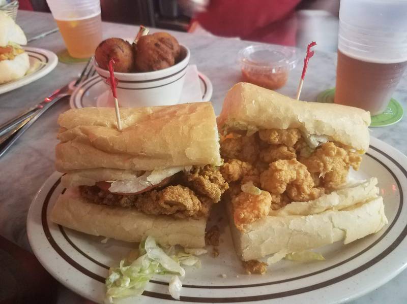 5-places-to-eat-iconic-new-orleans-foods