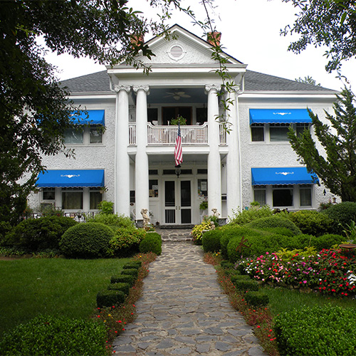 Aaa Travel Guides Hotels Brevard Nc 3