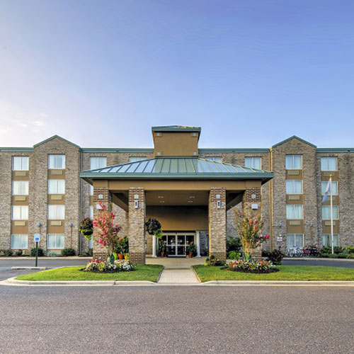 Holiday Inn Express Bethany Beach - Bethany Beach DE | AAA.com