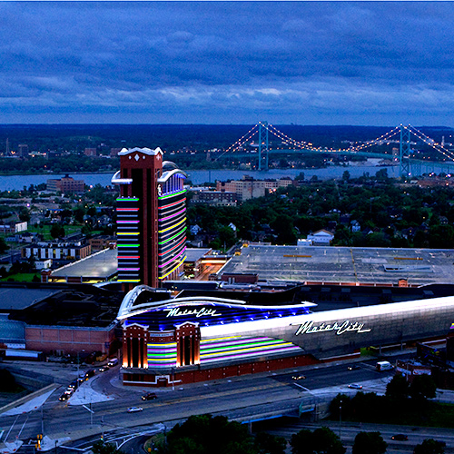 does motor city casino have free parking